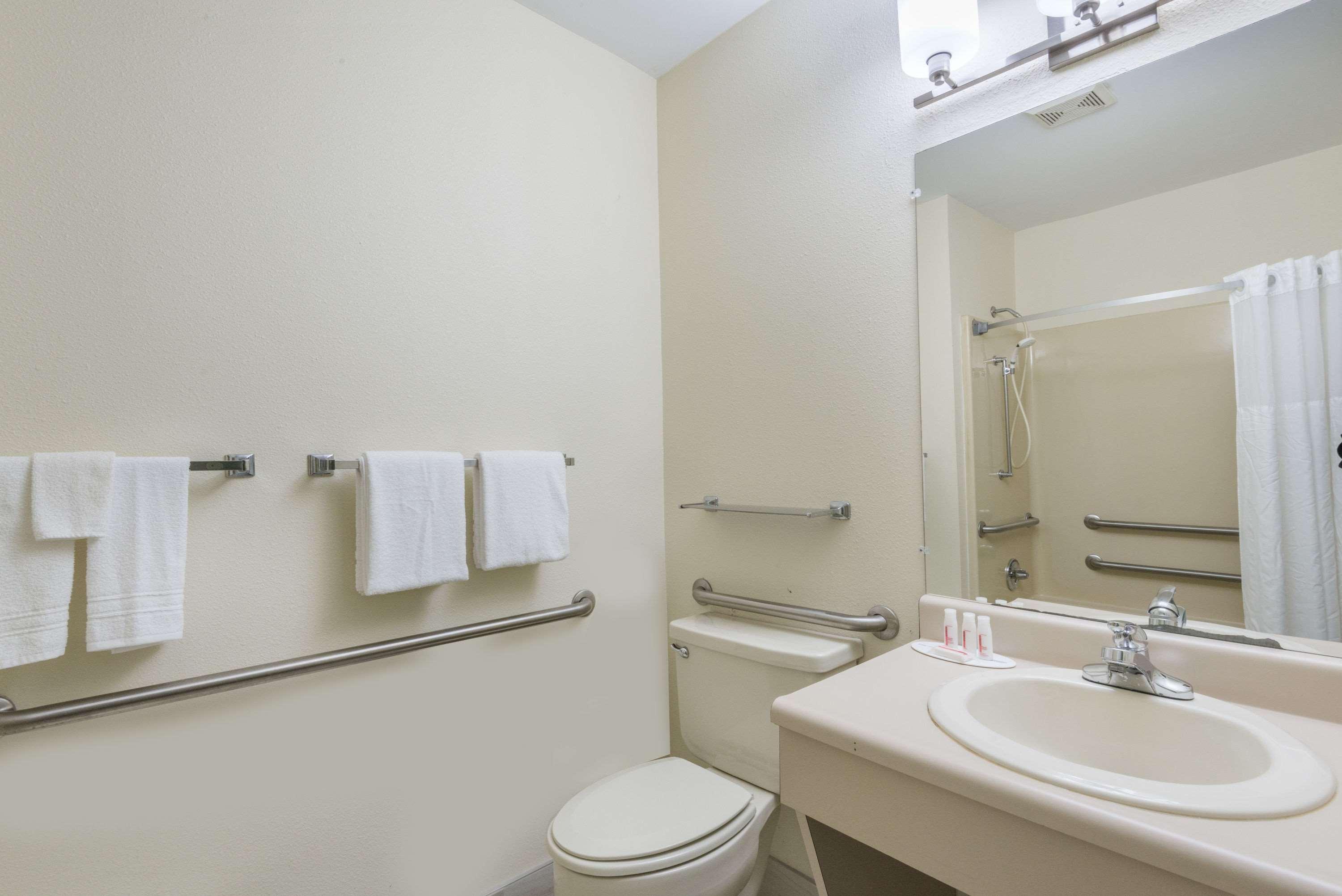 Hotel Days By Wyndham Ashland 2*
